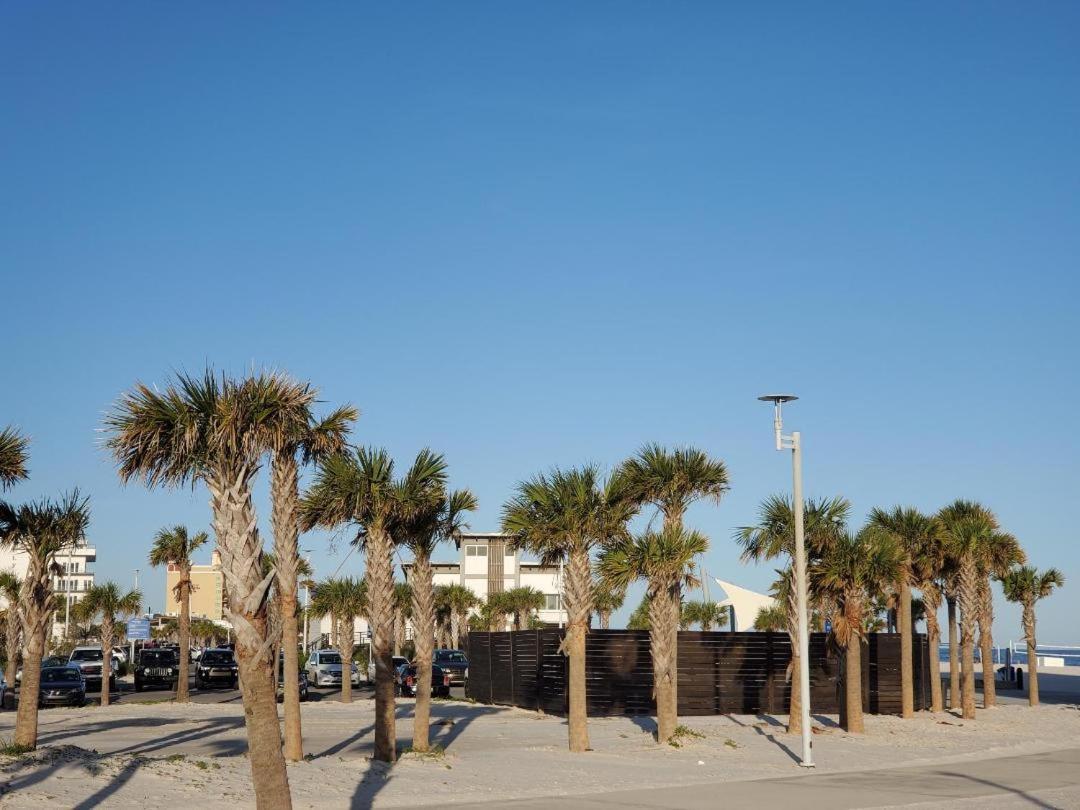 Island Winds East Aparthotel Gulf Shores Exterior photo